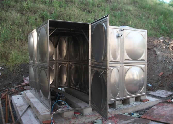 江西省吉安市安?？h滸坑鎮(zhèn)定做不銹鋼水箱